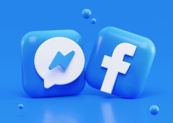 3D render of Facebook and Messenger logos